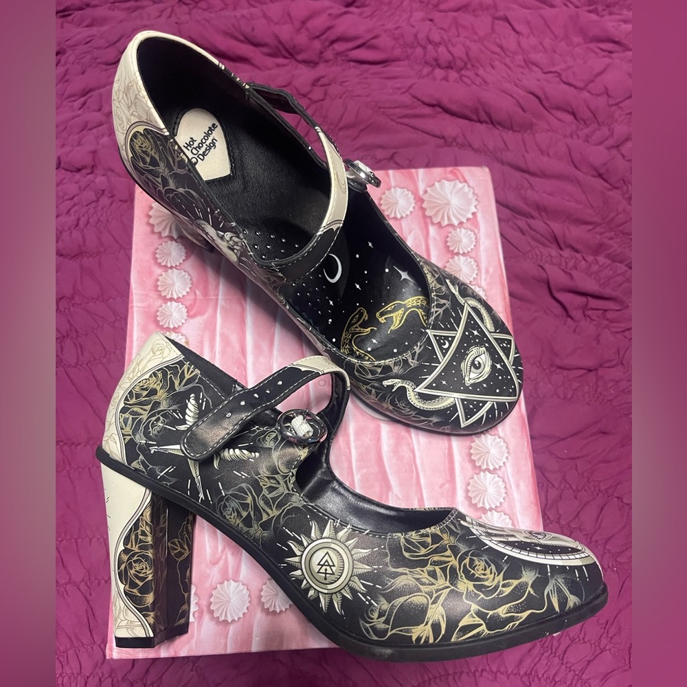 Black and Gold Estoteric Women's Heels by Hot Chocolate Design